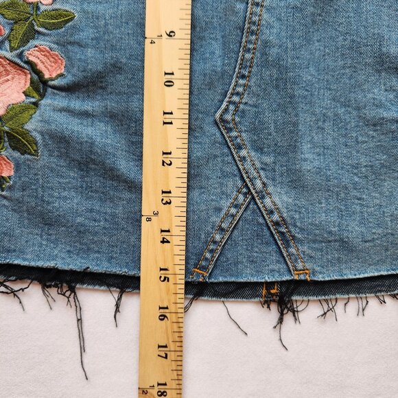 Guess Floral Embroidered Mini Skirt Denim Jean Girly Cute Pink Roses Boho M - Picture 15 of 15